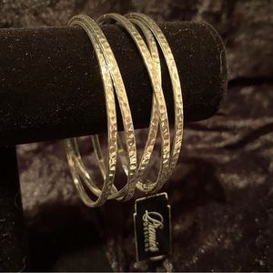 Premier Designs “Illusion” Bracelet